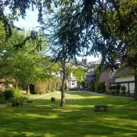 Maison De 2 Avec Jardin Clos Et Wifi A Les Eaux 3*