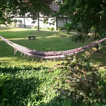 Maison De 2 Avec Jardin Clos Et Wifi A Les Eaux فندق 3*