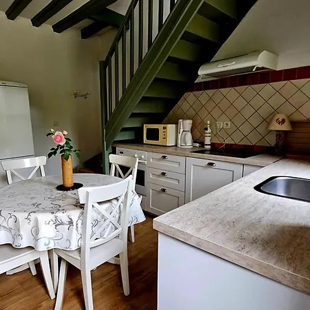 Maison De 2 Avec Jardin Clos Et Wifi A Les Eaux فورج-ليه-زو